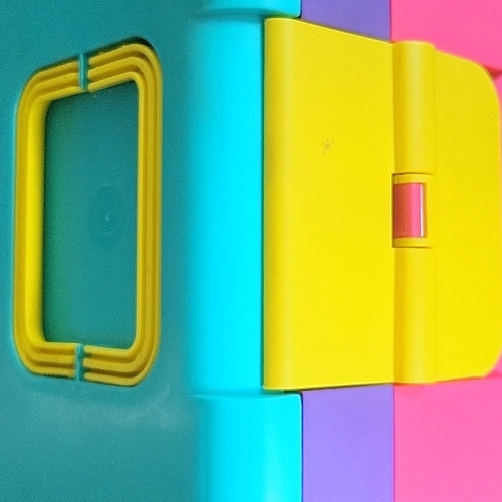 Vintage cosmetic makeup or craft organizer - Picture 7 of 7